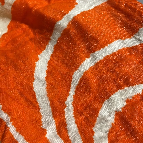 Millie of London belted dress with sheen. Perfect for a wedding or garden party. - Picture 2 of 4